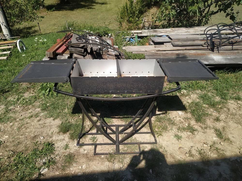 Metalni mangal po mjeri